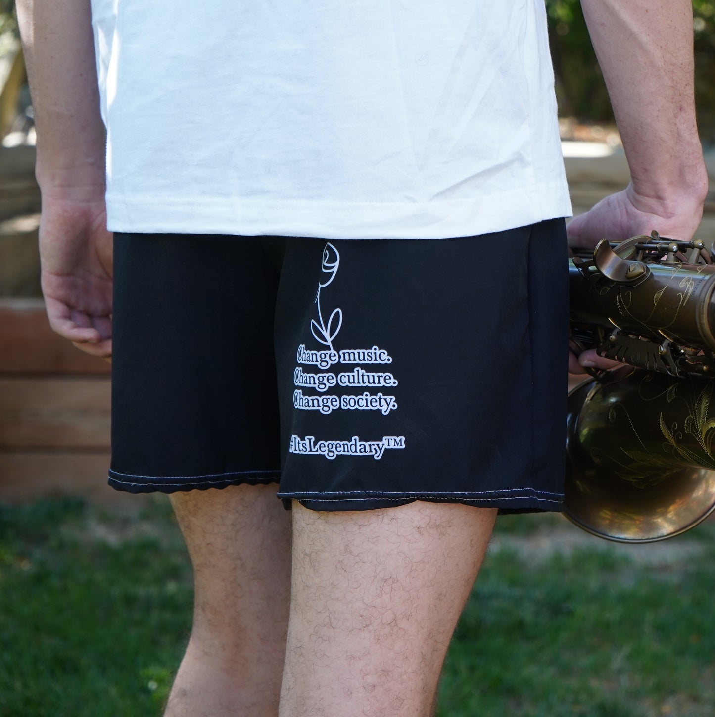 LOGO SHORTS (BLACK)